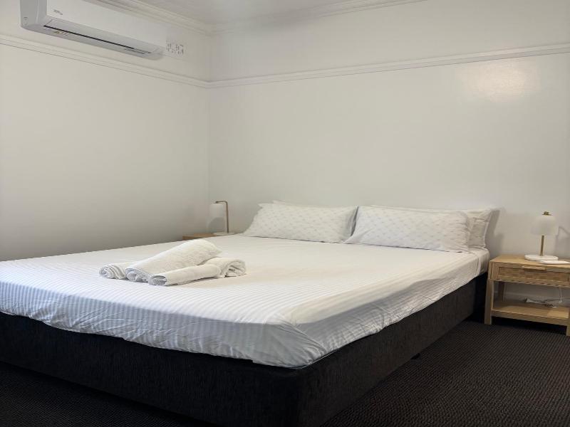 Boatrowers Hotel Stockton image