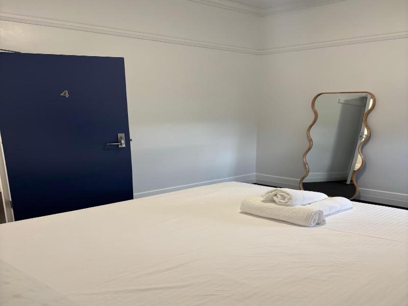 Boatrowers Hotel Stockton image