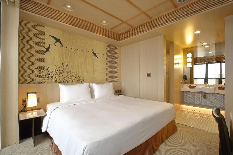 Kloud Hotel image
