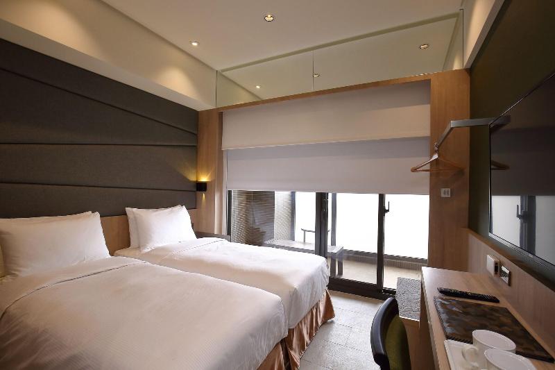 Kloud Hotel image