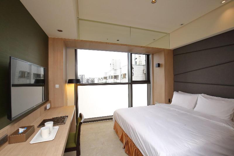 Kloud Hotel image