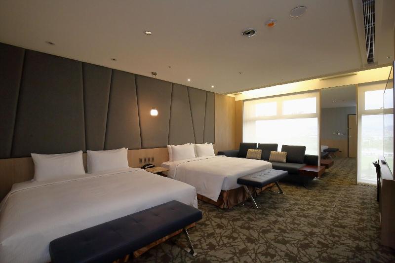Kloud Hotel image