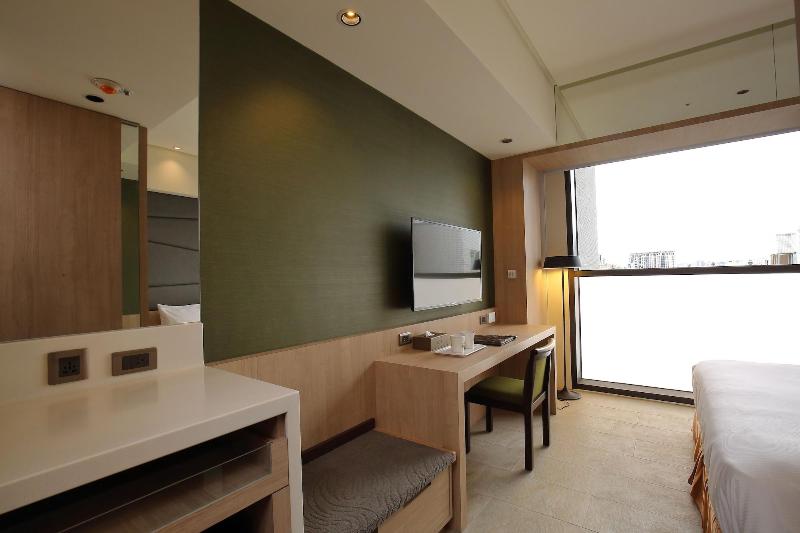 Kloud Hotel image