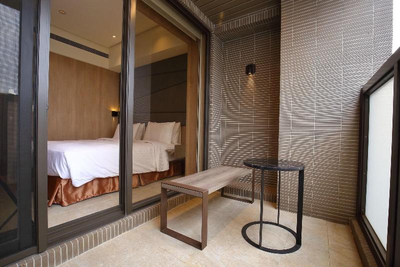 Kloud Hotel image