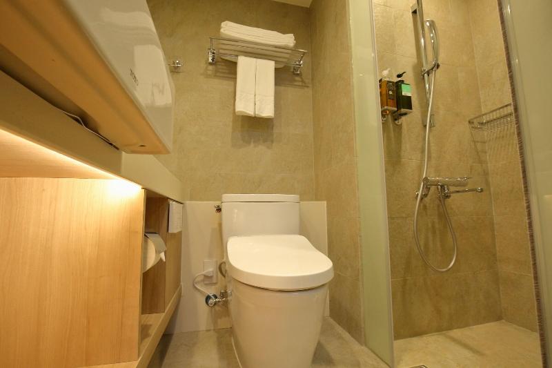 Kloud Hotel image