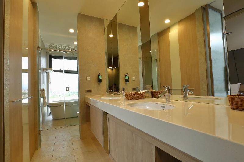 Kloud Hotel image