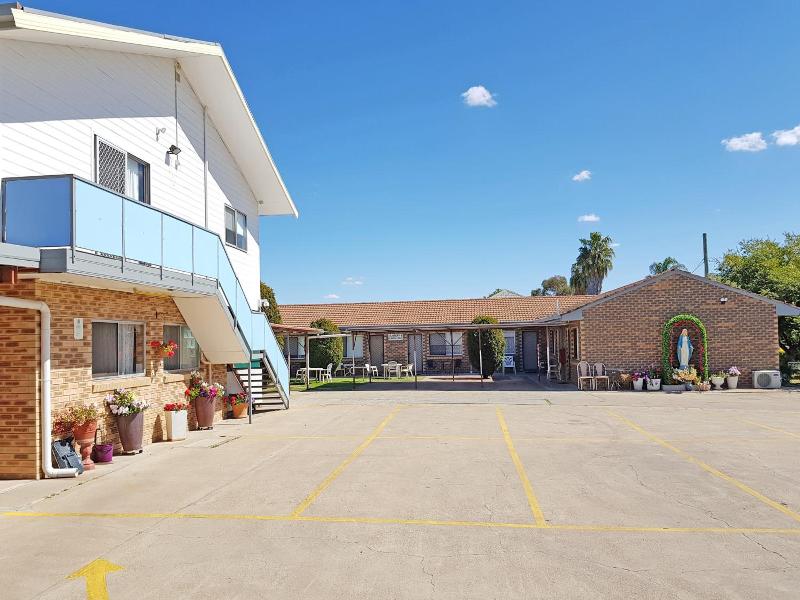 Maria Motel image