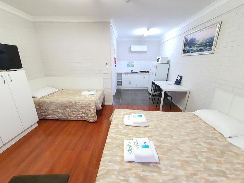 Maria Motel image