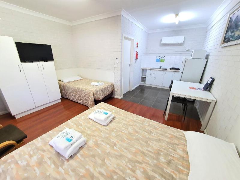 Maria Motel image