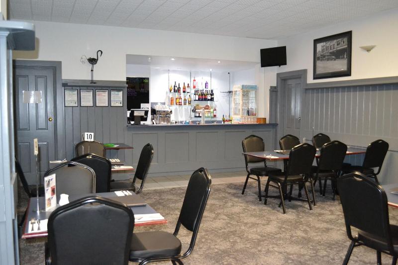 Colac Central Hotel-Motel