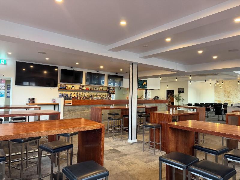 Queens Head Hotel