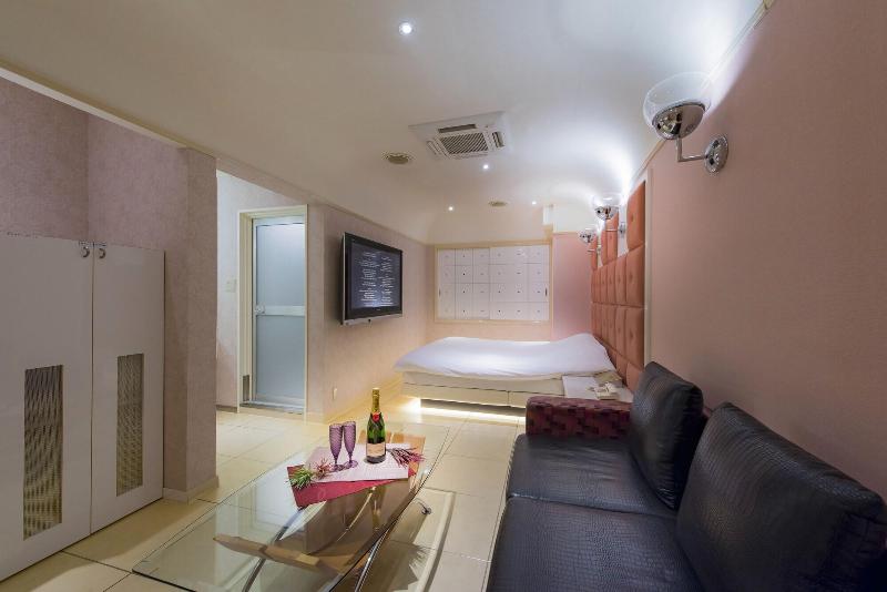 Hotel Linden Oji image
