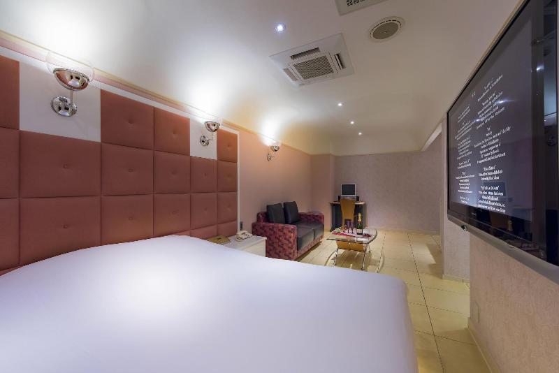 Hotel Linden Oji image