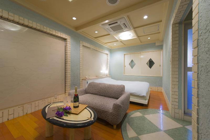 Hotel Linden Oji image