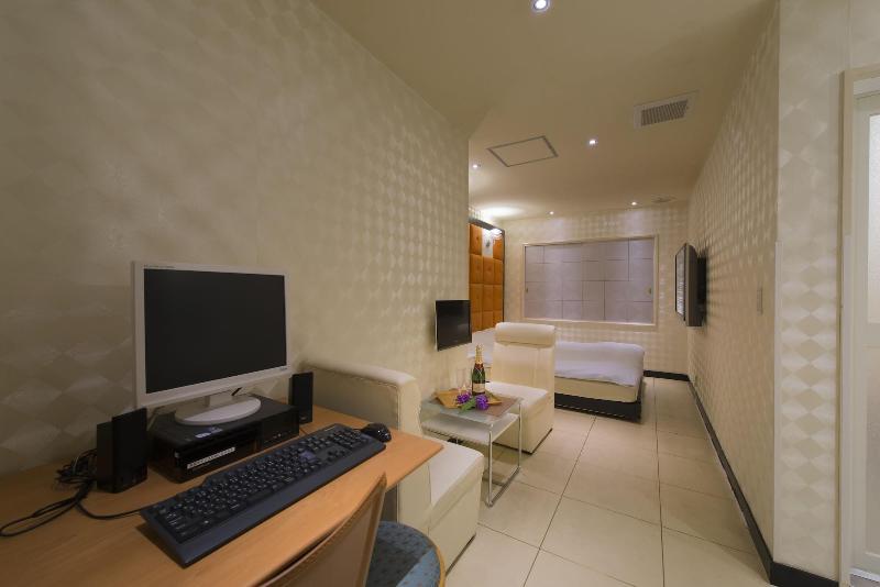 Hotel Linden Oji image