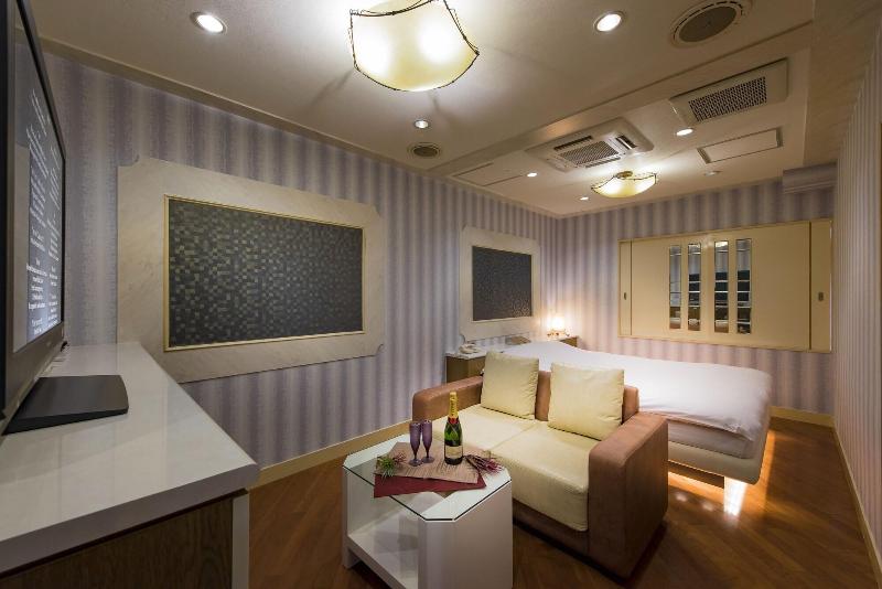 Hotel Linden Oji image