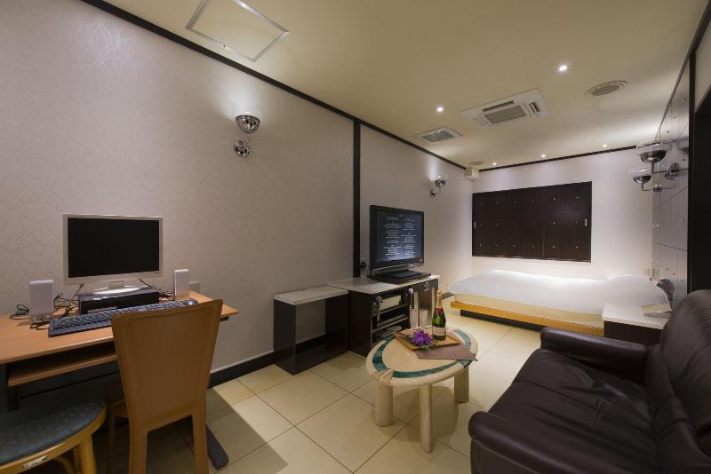 Hotel Linden Oji image