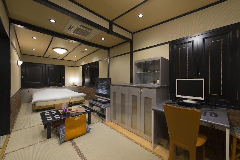Hotel Linden Oji image