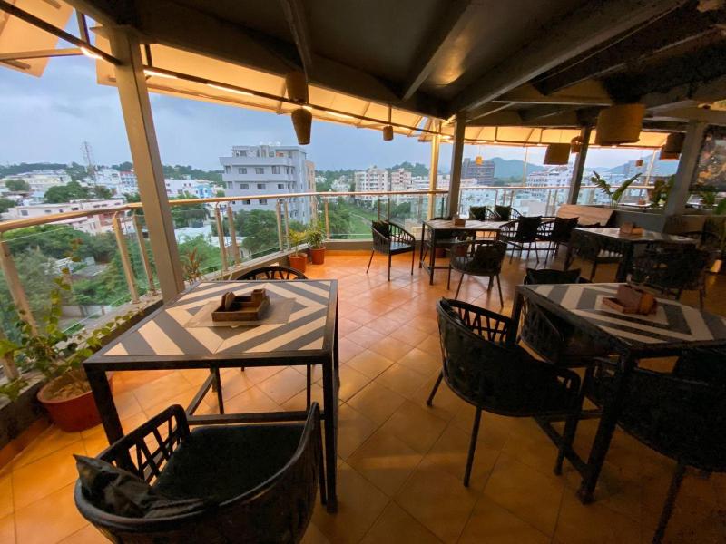 Hotel Gyangarh image