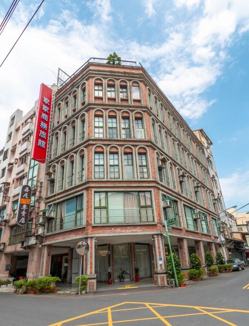 Home Inn Loudong image