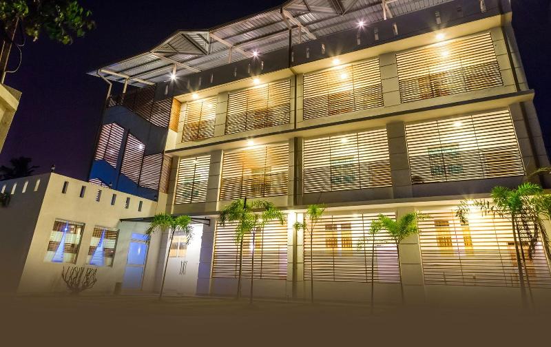 Hotel Crown Plaza Katunayake image