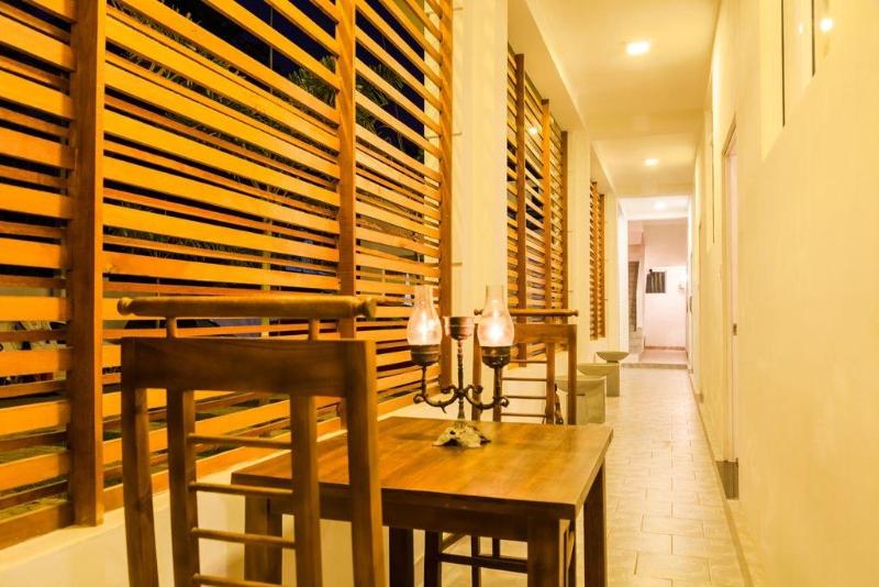 Hotel Crown Plaza Katunayake image