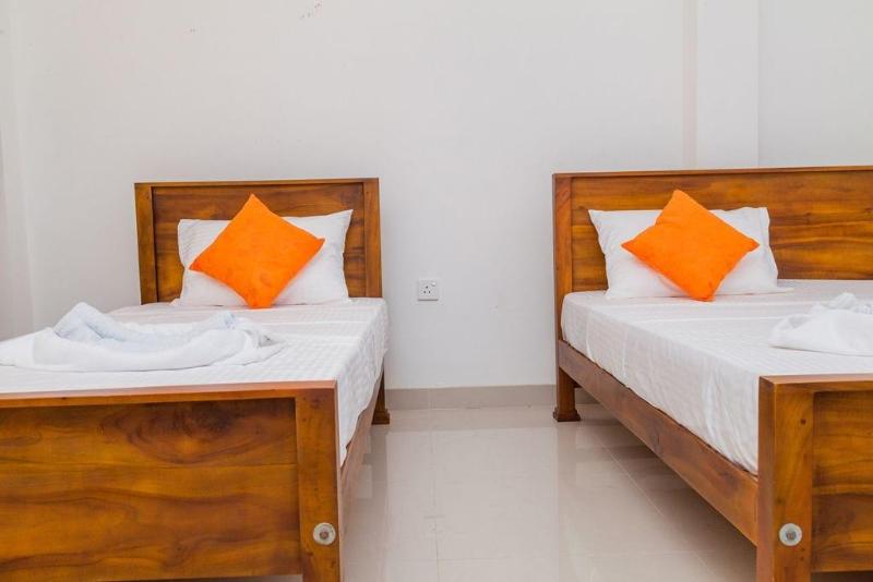 Hotel Crown Plaza Katunayake image