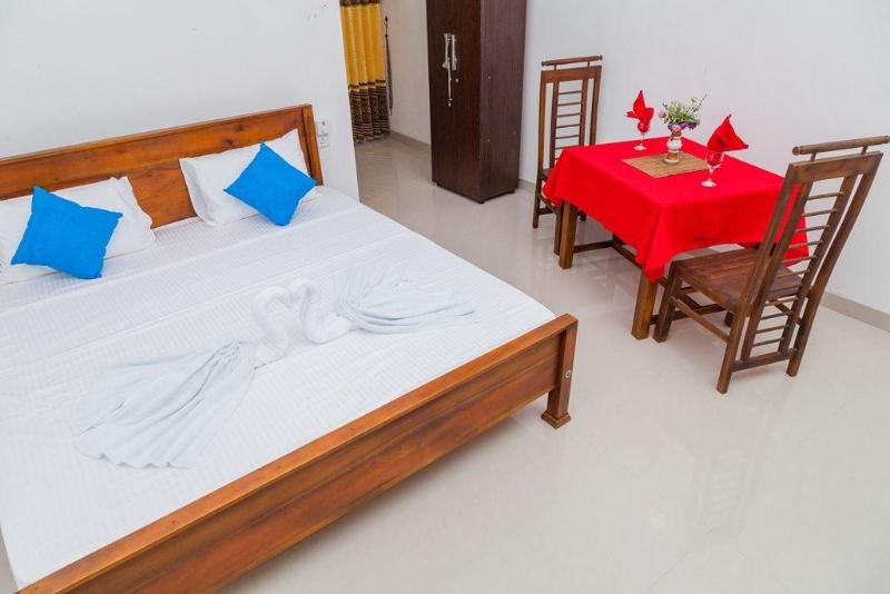 Hotel Crown Plaza Katunayake image