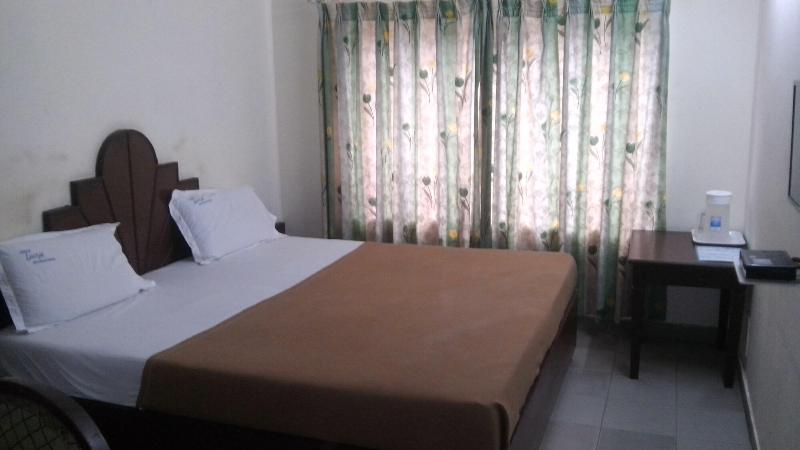 Hotel Luciya International image