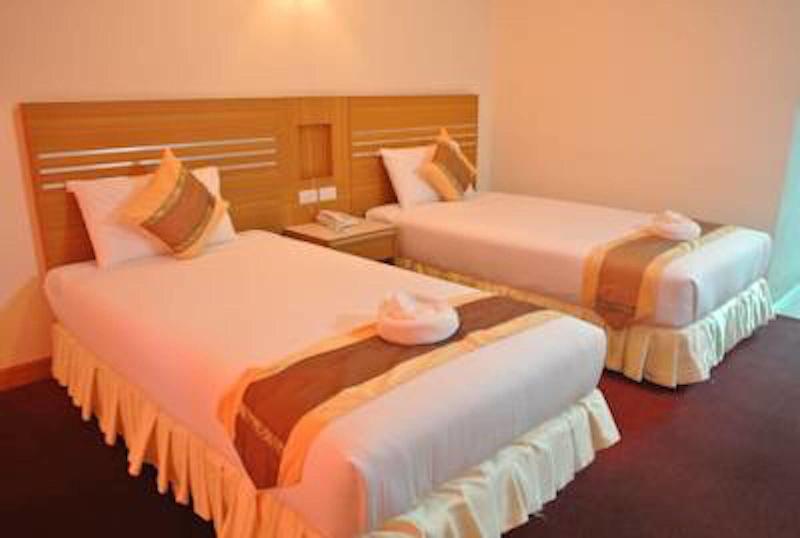 Chaikanathani Hotel image