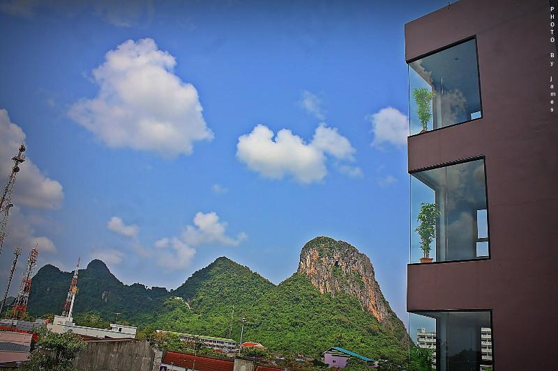 Merdelong Hotel image