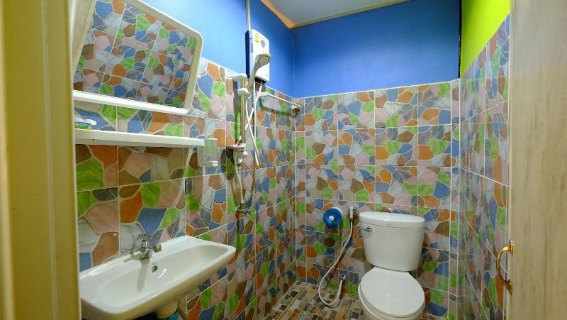 Rc Guesthouse - Image 5