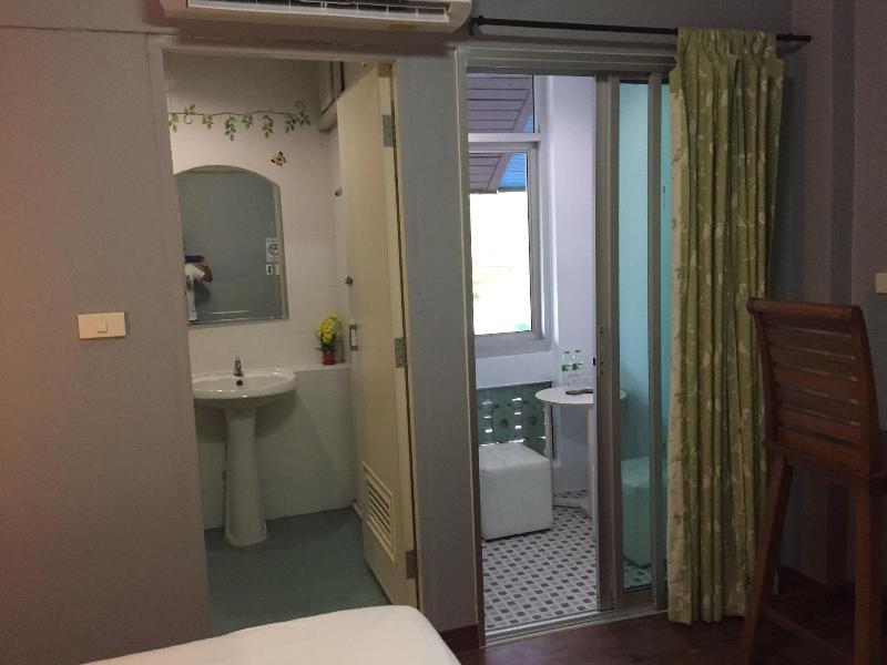 Nawaporn Place Guesthouse image