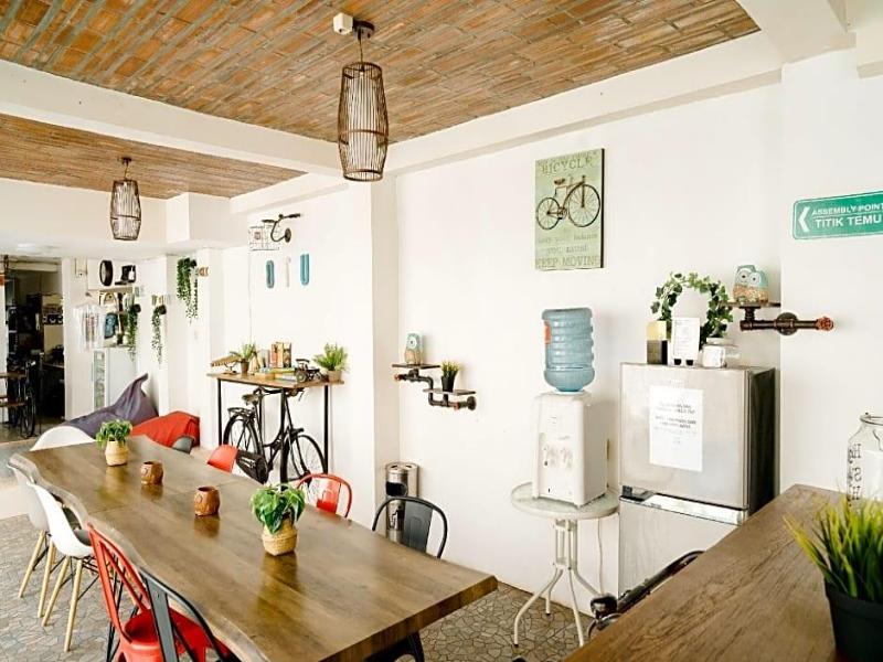 Otu Hostel By Ostic image
