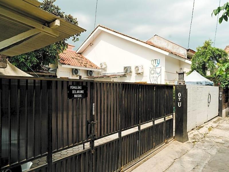 Otu Hostel By Ostic image