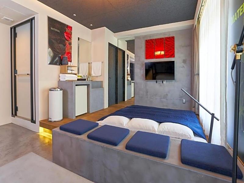 Hotel Material image