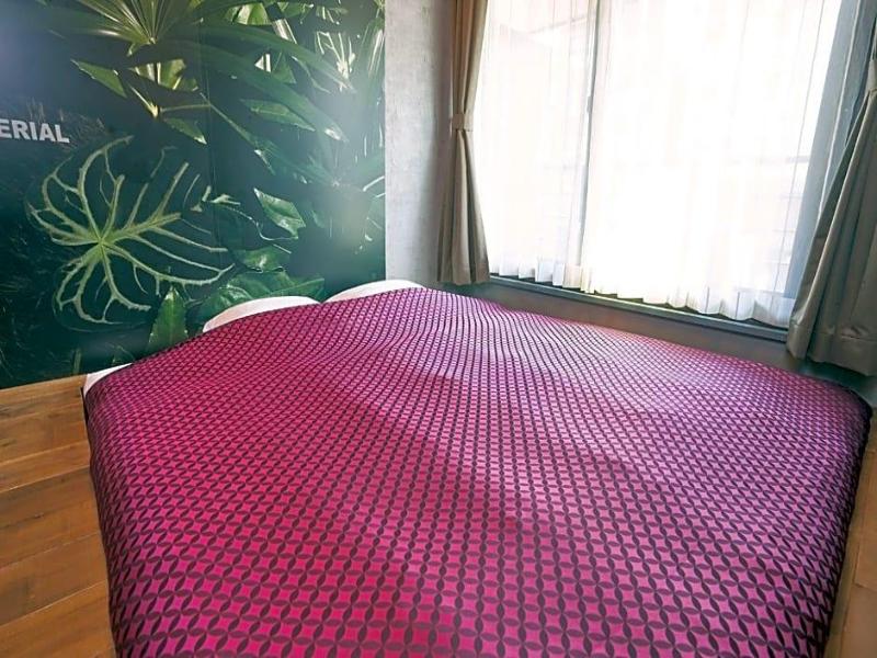 Hotel Material image