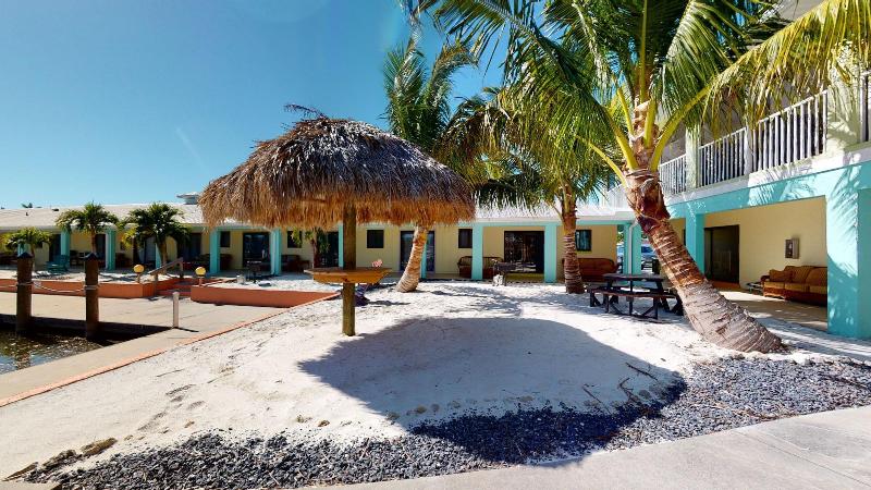 Off the Charts Inn & Out Island Resort image