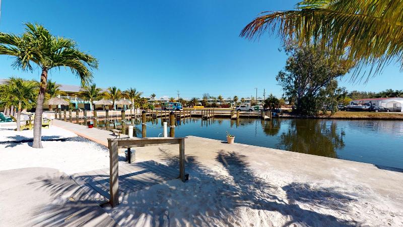 Off the Charts Inn & Out Island Resort image