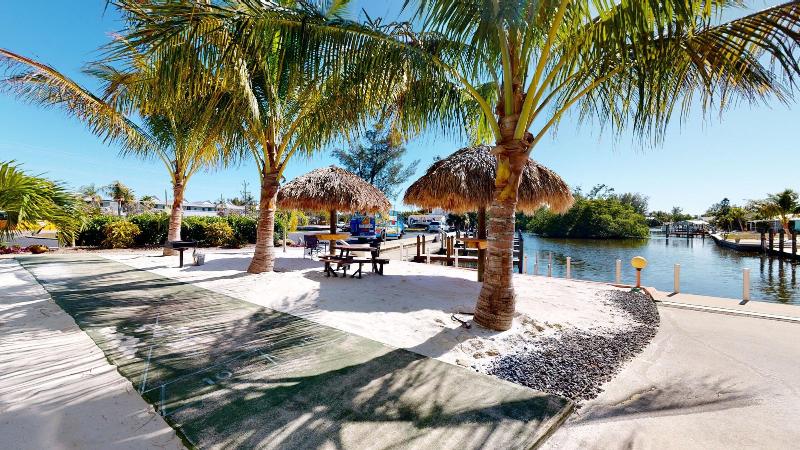 Off the Charts Inn & Out Island Resort image