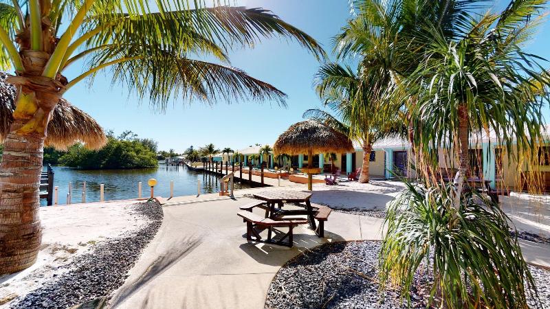 Off the Charts Inn & Out Island Resort image