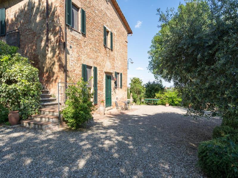 Il Palazzetto image