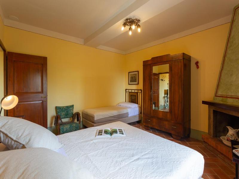 Il Palazzetto image