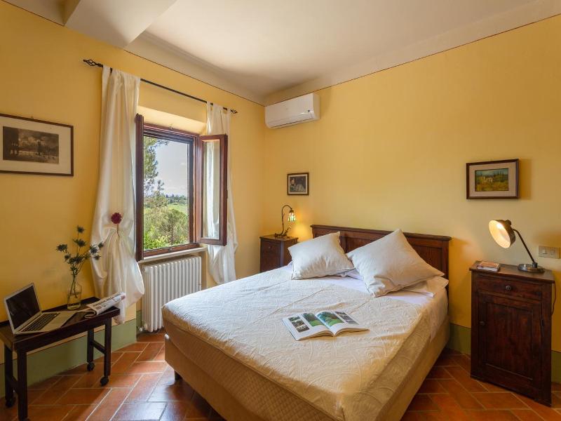 Il Palazzetto image