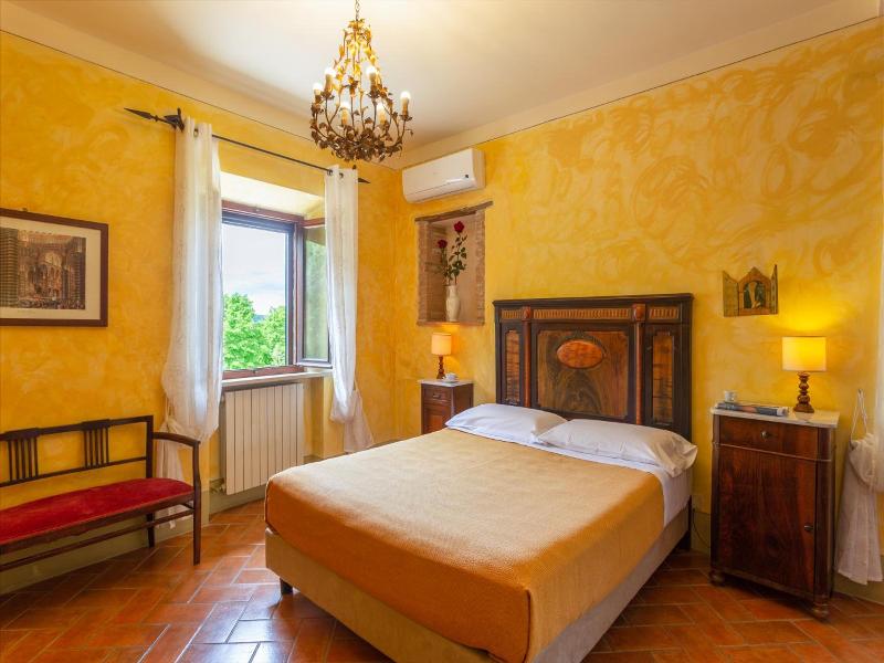 Il Palazzetto image