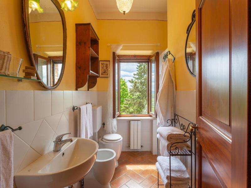 Il Palazzetto image