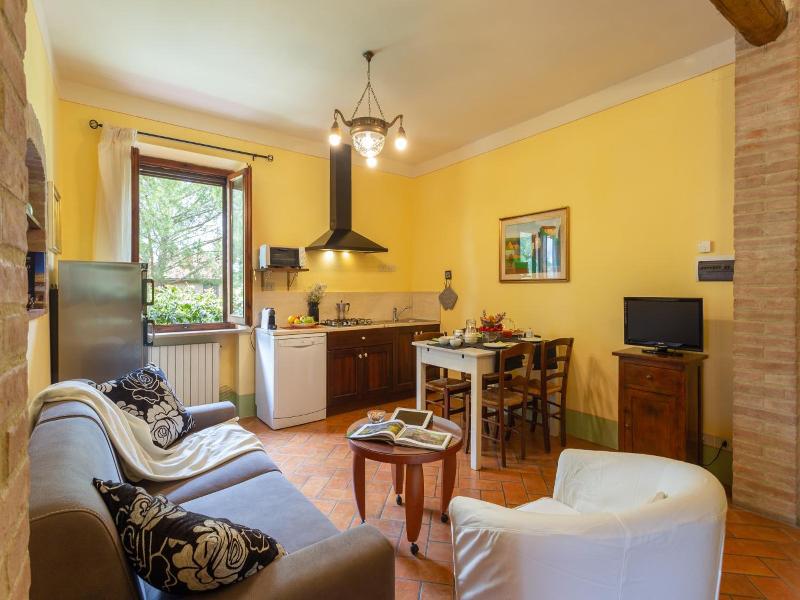 Il Palazzetto image