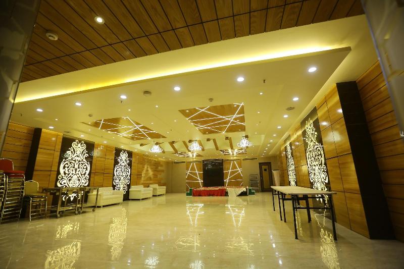 The Gurveer Royal image