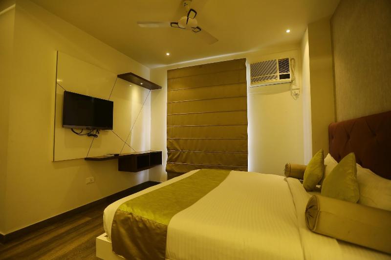 The Gurveer Royal image