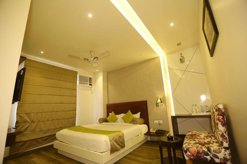 The Gurveer Royal image